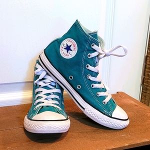 Converse High Top Youth Size 3